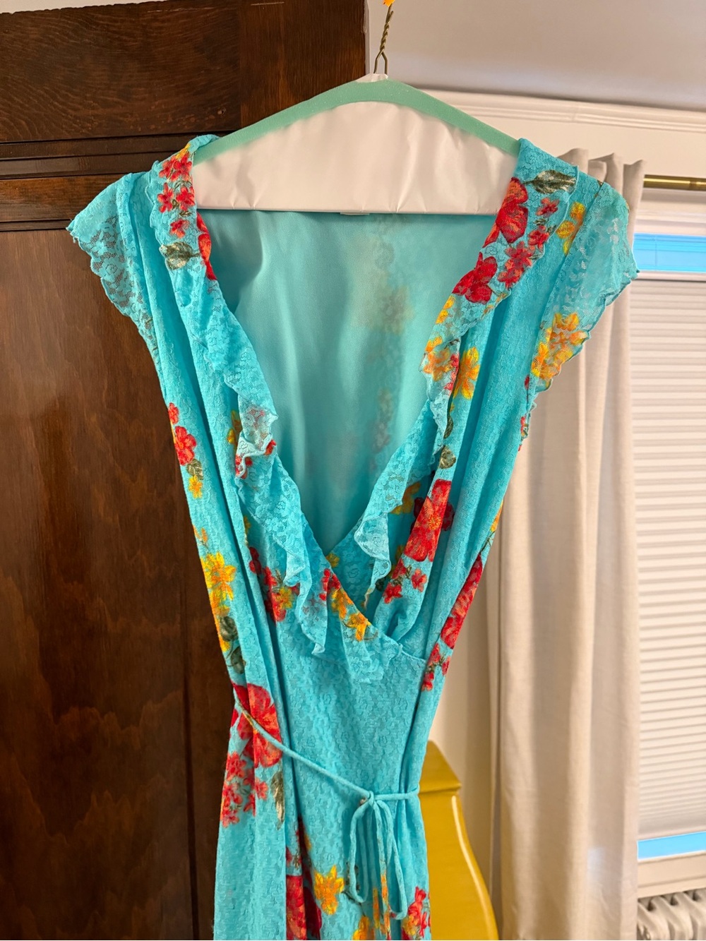 GUESS - VINtage Turquoise Floral Lace Trim Women's Dress